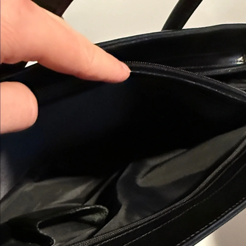Elegant Black Leather Briefcase Messenger Laptop Executive bag shoulder strap